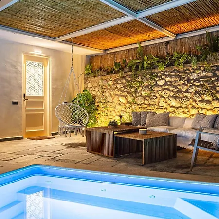The Secret Garden - Courtyard & Private Pool Calamata