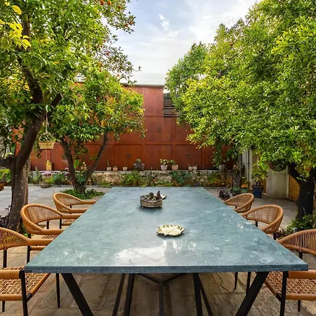 The Secret Garden - Courtyard & Private Pool Villa *