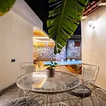 Villa The Secret Garden - Courtyard & Private Pool