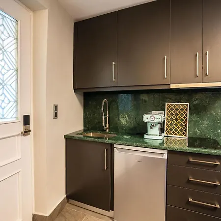 The Secret Garden - Courtyard & Private Pool Kalamáta