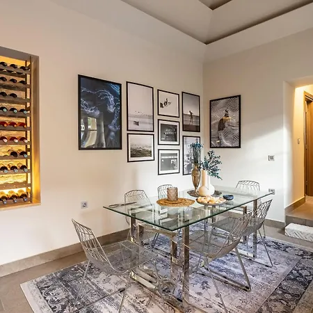 Villa The Secret Garden - Courtyard & Private Pool Kalamáta