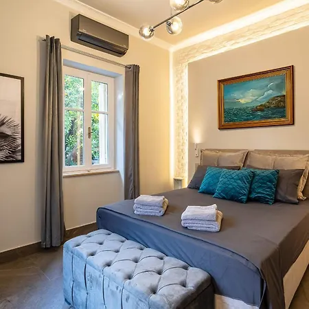 Вилла The Secret Garden - Courtyard & Private Pool *