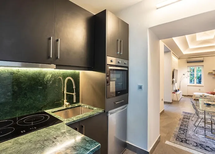 The Secret Garden - Courtyard & Private Pool * Kalamata