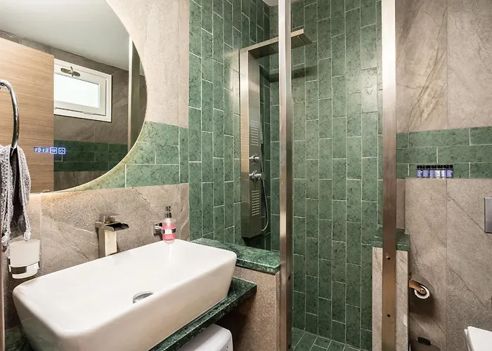 Villa The Secret Garden - Courtyard & Private Pool Kalamata