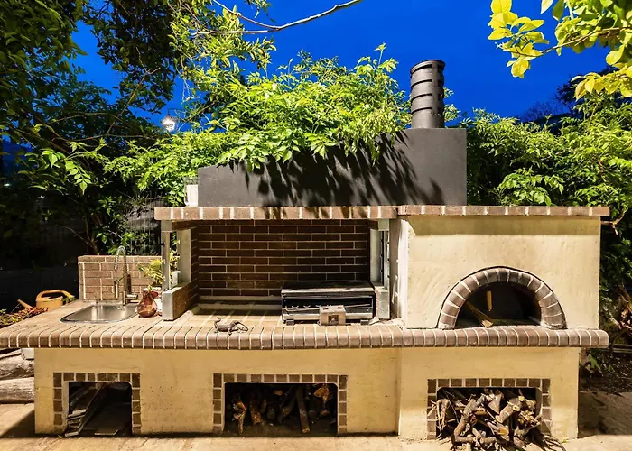 The Secret Garden - Courtyard & Private Pool *