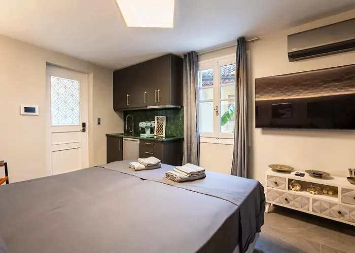 别墅 The Secret Garden - Courtyard & Private Pool 卡拉马塔