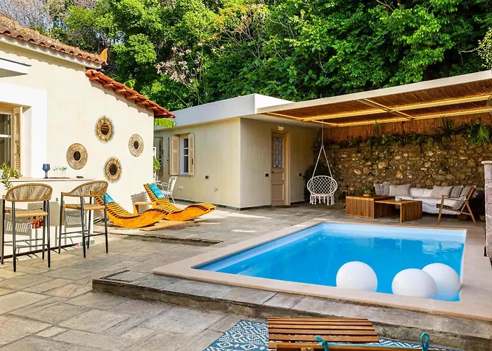 The Secret Garden - Courtyard & Private Pool *